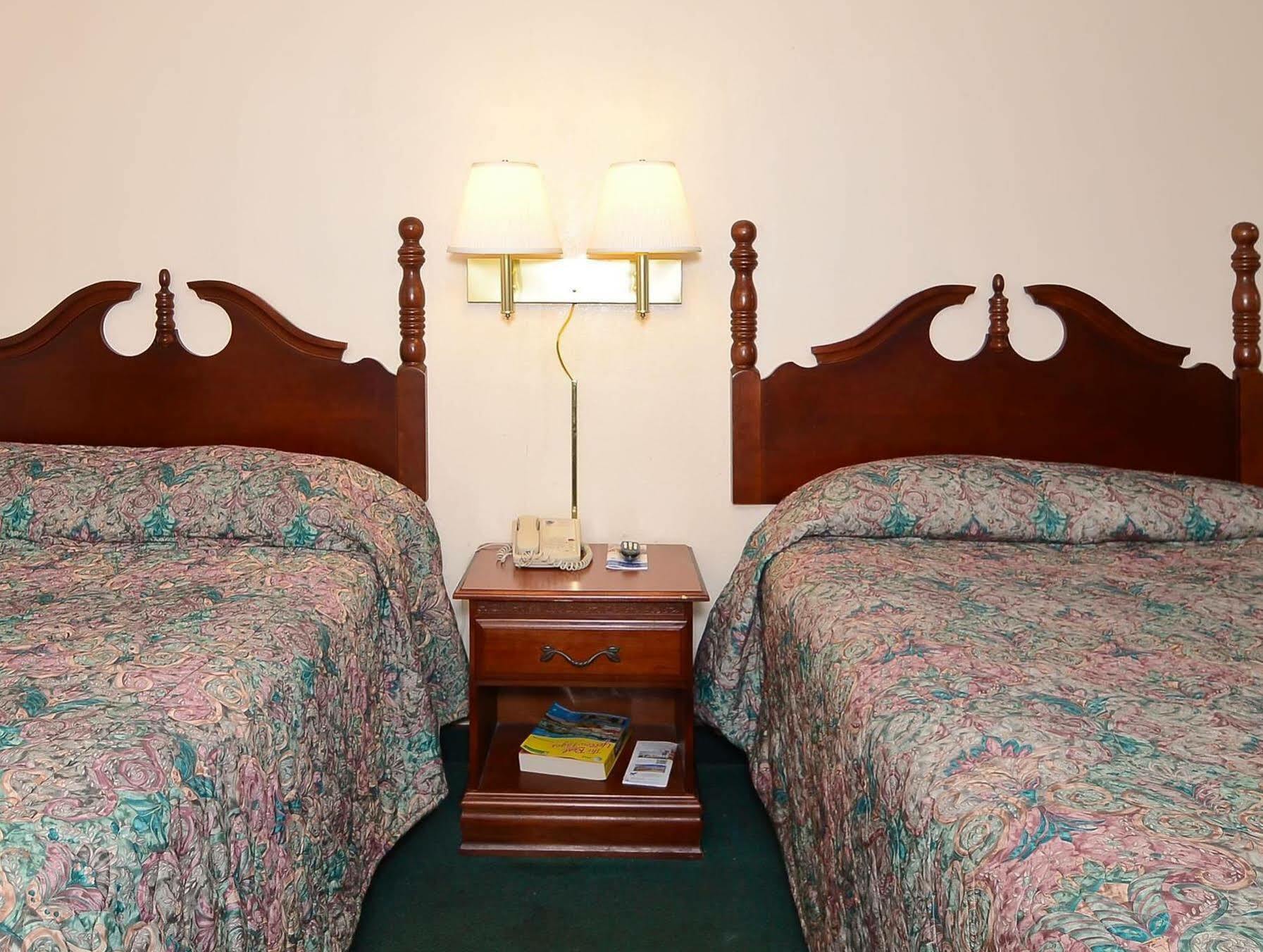 Rodeway Inn Нашвілл Екстер'єр фото